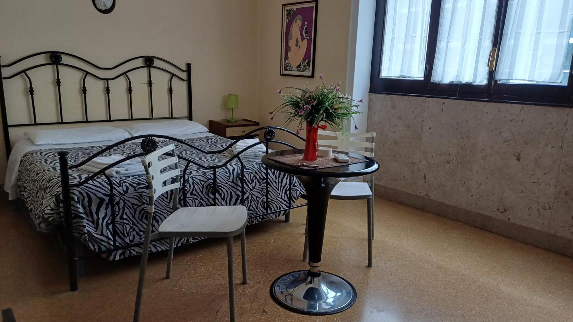 Da Mary Guest House Палермо Екстериор снимка