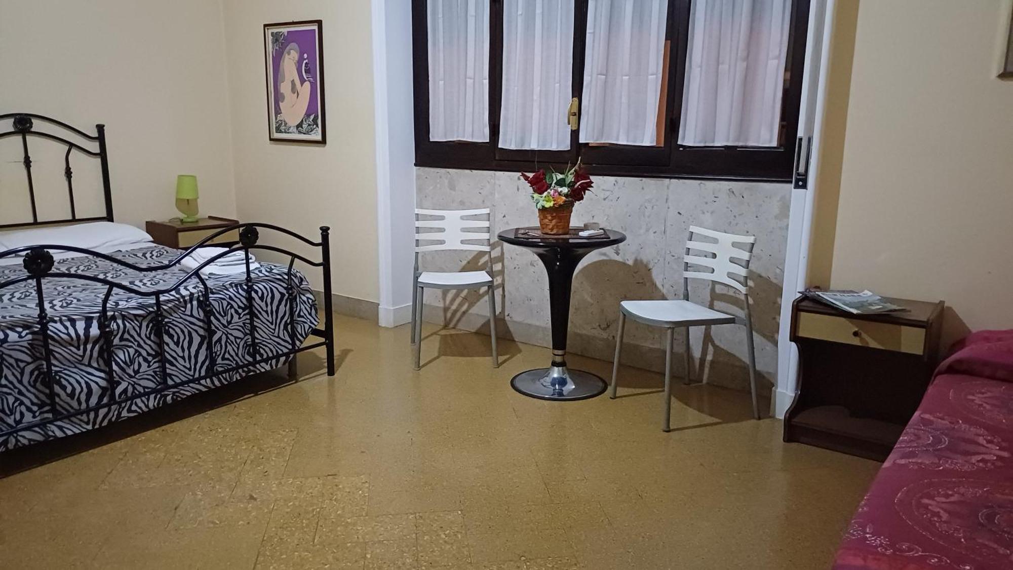 Da Mary Guest House Палермо Екстериор снимка