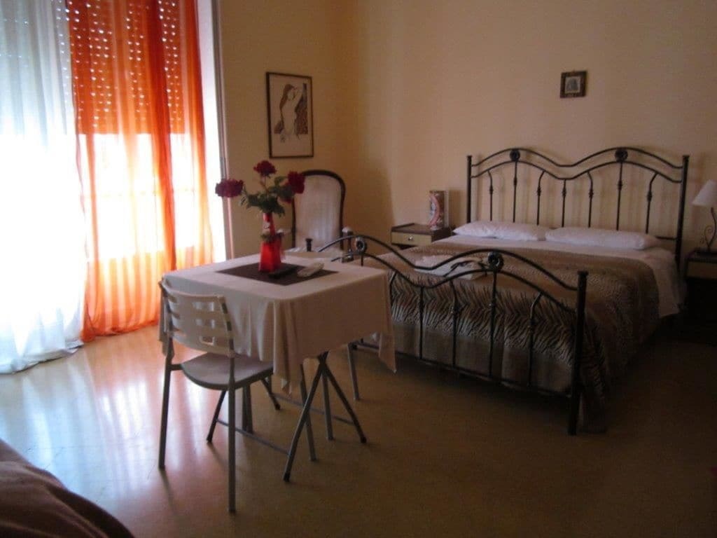 Da Mary Guest House Палермо Екстериор снимка